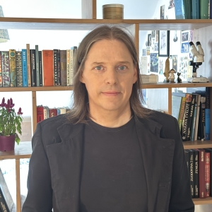 ZRNA NOROSTI - literarno-glasbeni večer