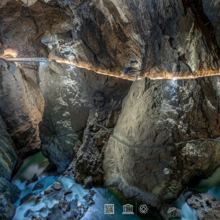 ODSTIRANJA - fotografska razstava Škocjanskih jam Boruta Lozeja