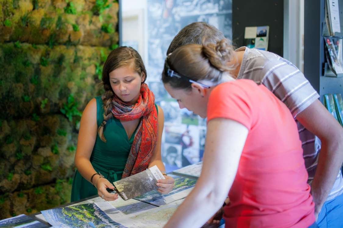 Information points 