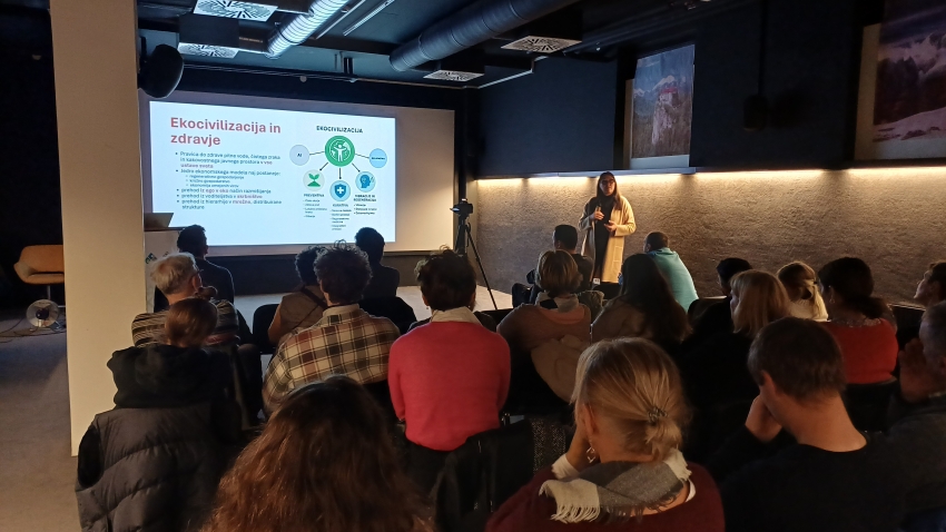 Na voljo posnetki z lanskega simpozija Eno zdravje – en planet 