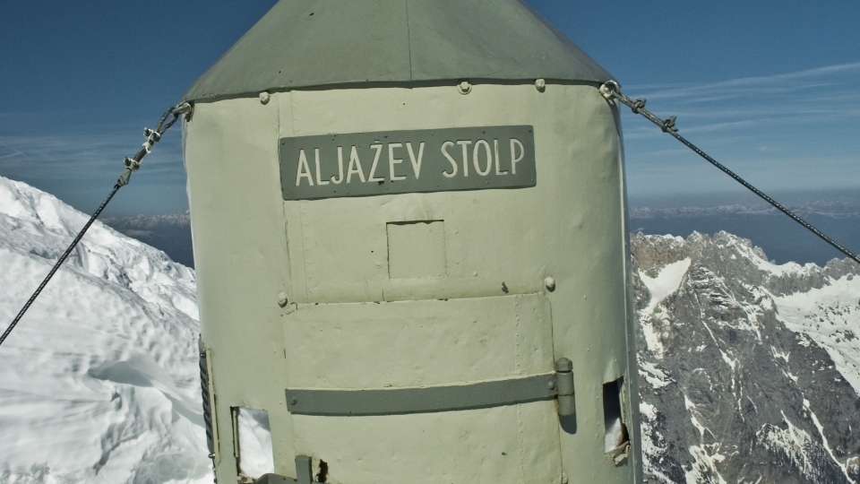 Der Aljaž-Turm auf dem Triglav