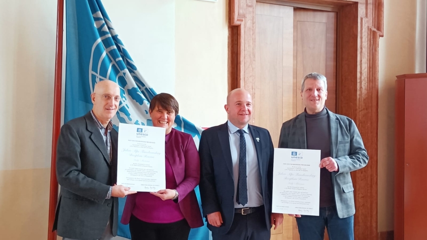 Slovesna podelitev plakete Čezmejnega biosfernega območja Julijske Alpe